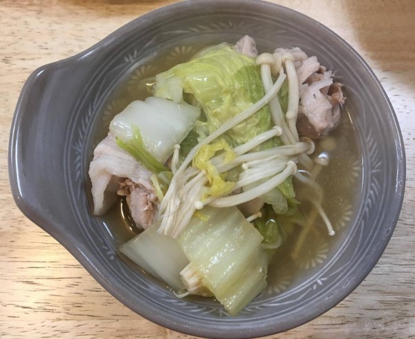 パパの料理塾で作った 煮物の公式レシピ 出汁 醤油 みりんで 食材入れて煮込むだけ 一品作ってすぐ乾杯 飲み 学び 作り 語る 次回11月29日開講 パパの料理塾 ビストロパパ パパ料理のススメ