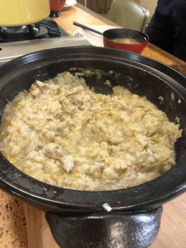 館山でトモショク アジさばいて なめろうと あら汁を作り ごぼう雑炊で朝食 ツネホステル館山で ビストロパパ パパ料理のススメ