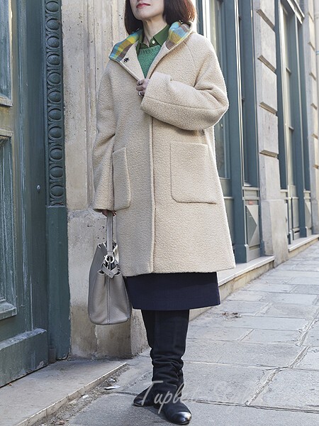 フードが付いたコートでトラッドスタイル タプレ ファッションブログ 40代 50代の洋服選び 毎日がお洒落曜日