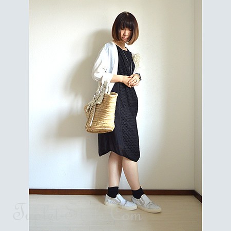 Miki Mialyのワンピース 白いスリッポン タプレ ファッションブログ 40代 50代の洋服選び 毎日がお洒落曜日