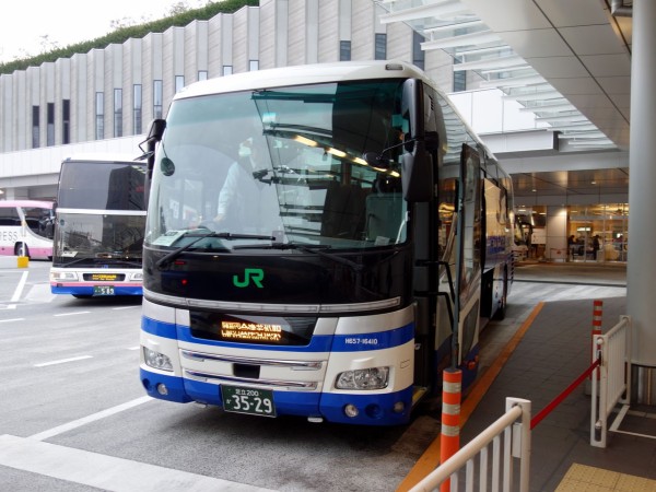 ふるさと納税で猪苗代旅行 バスタ新宿 夢街道会津１号 猪苗代湖 猪苗代遊覧船 ドライブイン湖柳 世界のガラス館 中ノ沢温泉 御宿 万葉亭 はなまる の 食いしん坊ツアー