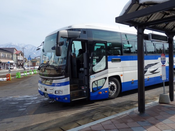 ふるさと納税で猪苗代旅行 バスタ新宿 夢街道会津１号 猪苗代湖 猪苗代遊覧船 ドライブイン湖柳 世界のガラス館 中ノ沢温泉 御宿 万葉亭 はなまる の 食いしん坊ツアー