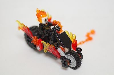 レゴ (LEGO) スーパー・ヒーローズ スパイダーマン:ゴーストライダーとの団結 76058 のバイクを小さく : M&SROOM Blog