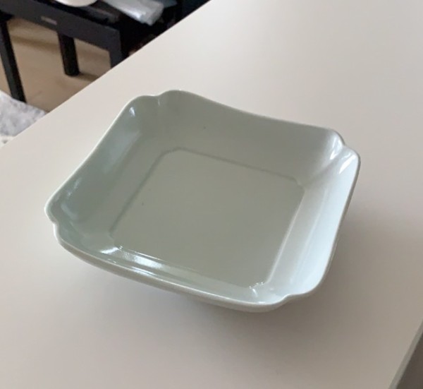 届いたらレポ♪】東屋。木瓜角皿。正角!やっぱり好きよ~サイズ 届いたらレポ♪】東屋。木瓜角皿。正角!やっぱり好きよ~サイズ