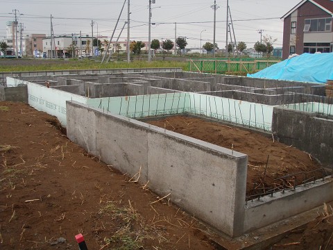 10月3日 基礎工事 脱枠 ブロック塀工事 内池建設株式会社blog2 10月3日 基礎工事 脱枠 ブロック塀工事 内池建設株式会社blog2