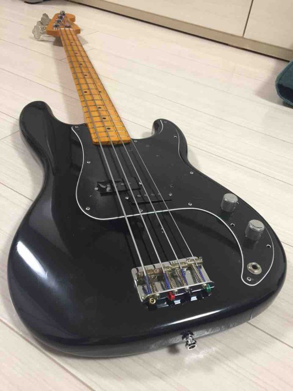 ストラト用アノダイズドピックガードBlackブラック黒/Lotustorks