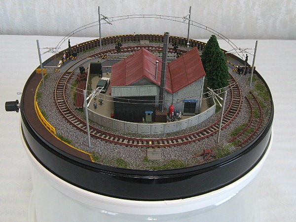 Nゲージ 工場と団地ミニジオラマ hqdefault.jpg