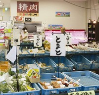 たくさんの人で賑わう 新鮮安心な産直市場 おいでや市 シコチュージモティー