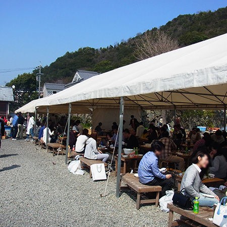 五味の市 春の漁港 日生 岡山旅行記２ Nority と下町のうまやすグルメ