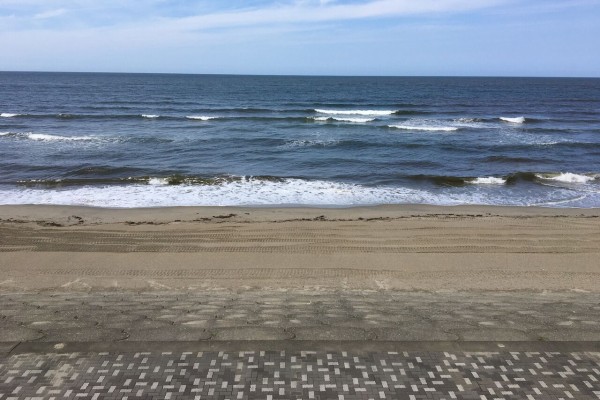 いよいよマリンシーズン到来 藤塚浜海水浴場 で海開き 7月18日 8月23日まで しばた通信 新潟県新発田市の地域情報サイト