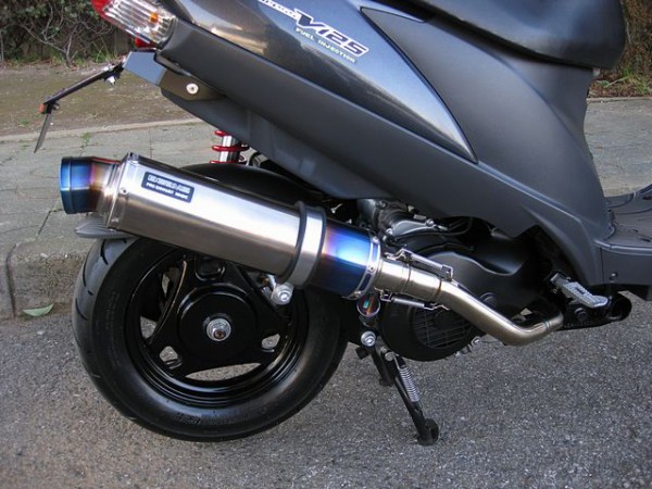 バイクアドレスv125s BEAMS R-EVO チタンサイレンサー