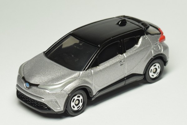 トミカ 2018年4月の新車 No.94 トヨタ C-HR レビュー : トミカ研究隊
