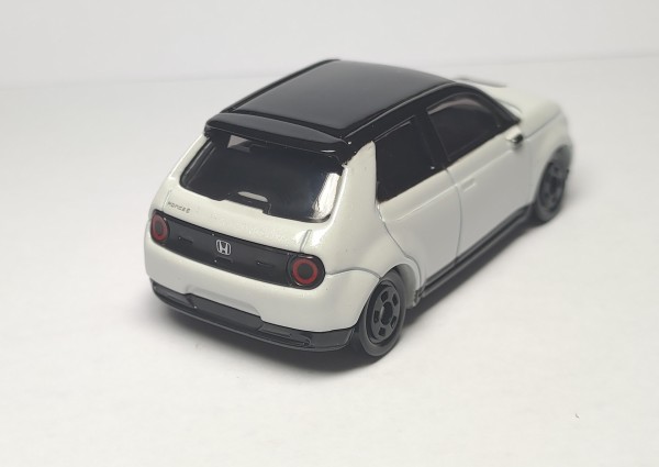 トミカ2021年8月の新車 No.60 Honda e レビュー : トミカ研究隊