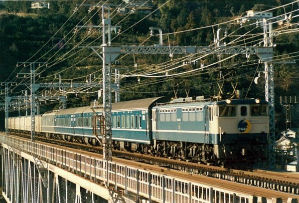 正月特別企画】回顧録・昭和の鉄道旅 : 散歩と旅ときどき温泉