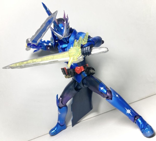 S.H.Figuarts 仮面ライダークロスセイバー + 聖剣10本セット レビュー