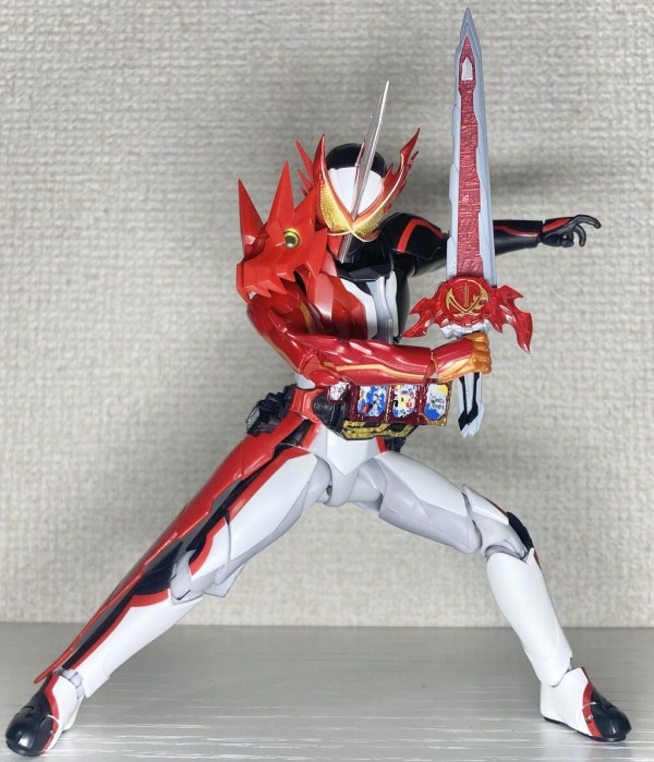 S.H.Figuarts 仮面ライダークロスセイバー + 聖剣10本セット