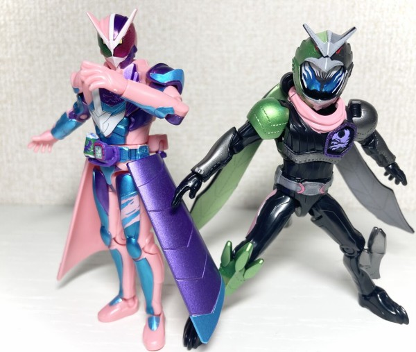 装動】仮面ライダーリバイス 紹介！ by1〜ID5までのラインナップをお