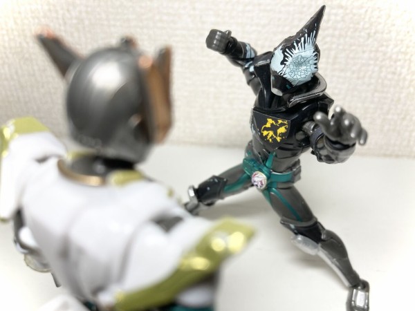 装動】フルゲノミクス&Vシネクストセット レビュー 銀竜ブログ : 銀竜