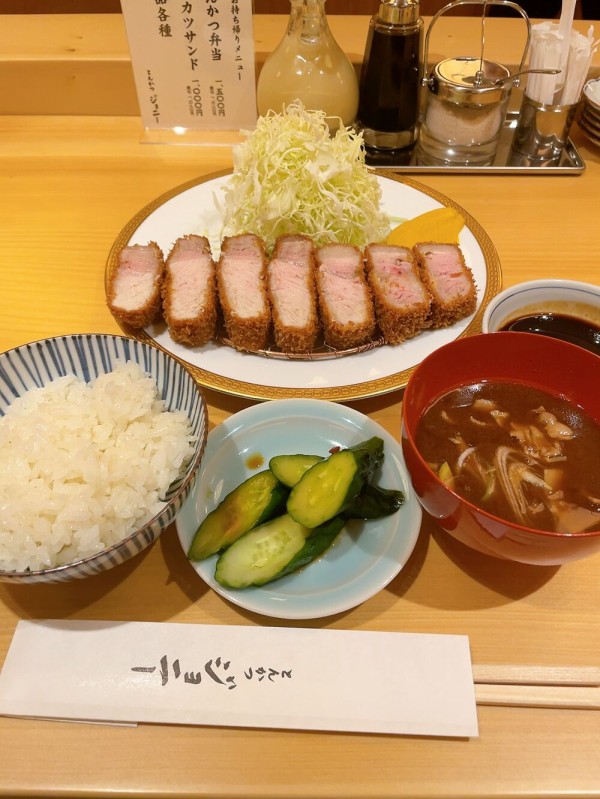 とんかつジョニー : うるうる＆Mio様の名古屋食べ歩き日記