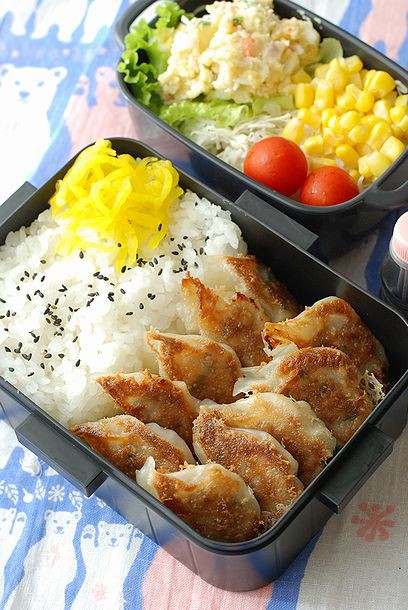 今日はがっつり焼き餃子 中学生男子の夏休み弁当２０日目 うさぎ食堂へようこそ Powered By ライブドアブログ