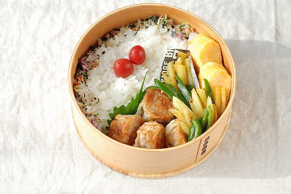 揚げ焼売弁当 夏休みの子供弁当１２日目 うさぎ食堂へようこそ Powered By ライブドアブログ