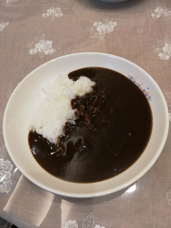 チロル コーヒーヌガー カレー 販売者 株式会社デザインステーション 製造所 一番食品株式会社 徒然カレー日記