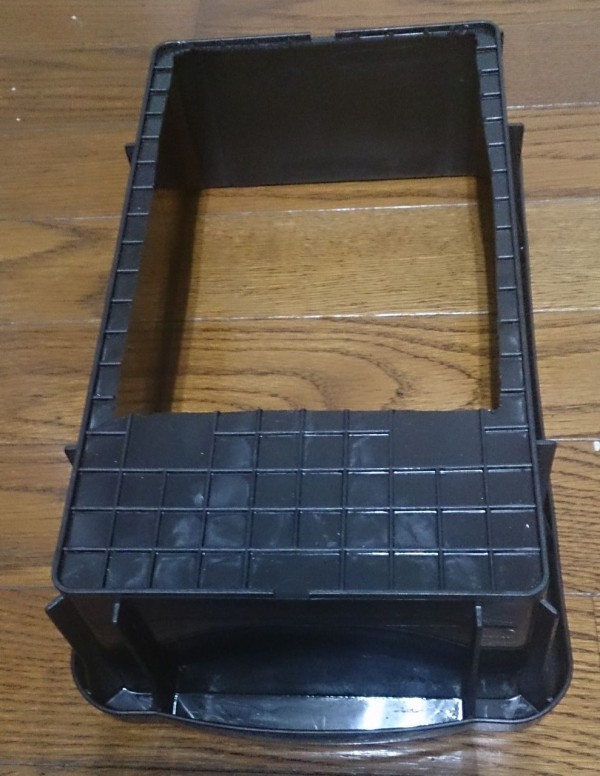 サブバッテリーがほしい その9 インジケーターと組み立て 車中泊の工夫 自作 ウシ子とウシ夫の牛歩旅