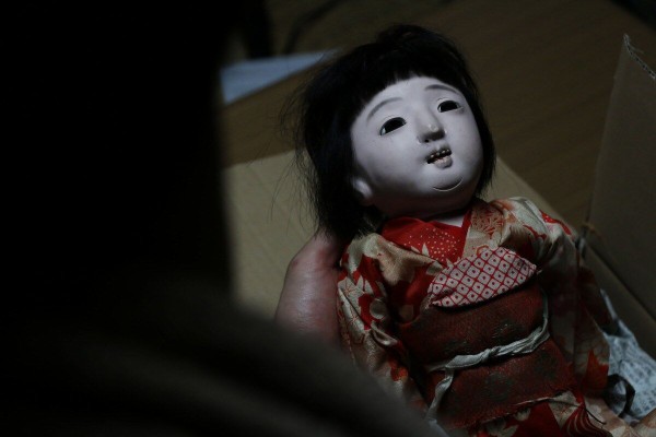 日本人形とかいうとてつもなく怖い人形 うしみつ 2ch怖い話まとめ