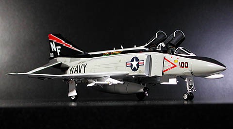 F-4B 完成しますた！ （ 1/72 フジミ 1984年製 ） : Go Navy! (乙)