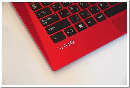 VAIO Duo 13」実機フォトレビュー！ディティールを細かく見ていく