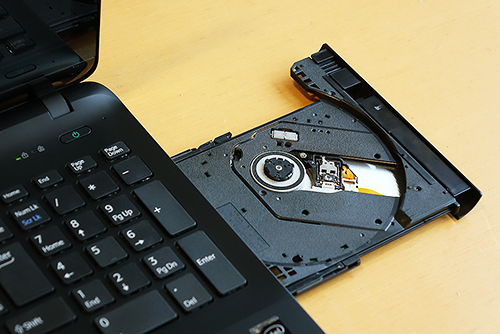 VAIO Fit 15E mk2」 をさらにパワーアップ！【SSD換装＆メモリ増設 