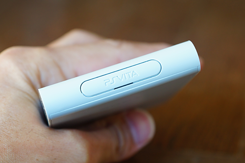 PS Vita TV開梱・設定レビュー！これがまた小さいんだわ