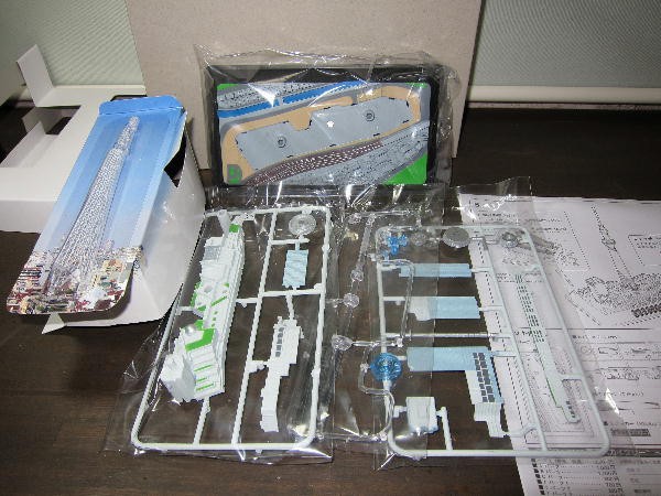 東京スカイツリー&東京タワー✨1/２０００スケール✨三点セット‼️ 東京スカイツリー&東京タワー✨1/2000スケール✨三点セット