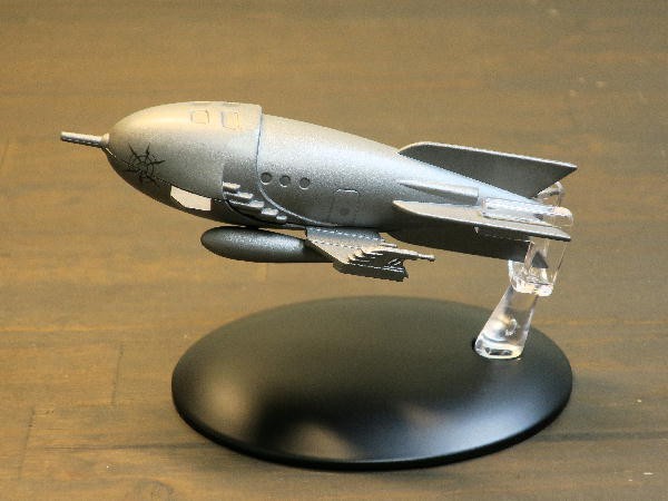 新スタートレックNextgeneration 全７巻　取り付け部に欠けや割れあり Amazon.co.jp: Star Trek: The Next Generation, Complete