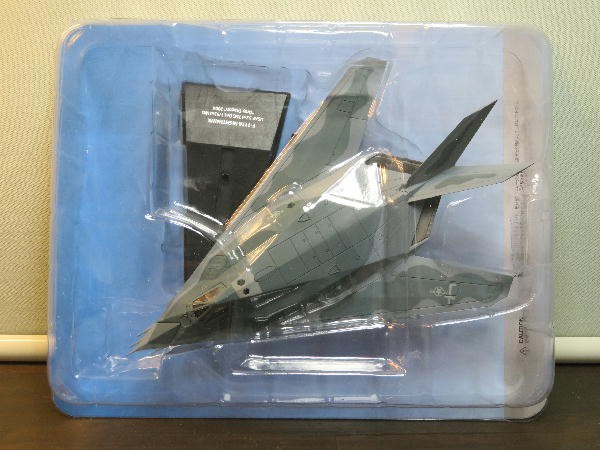 M*M様 1/100 F-117 ナイトホーク セット エアファイターコレクショ M*M様 1/100 F-117 ナイトホーク セット エアファイター