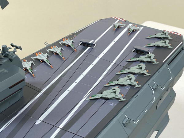 宇宙戦艦ヤマト2205 新たなる旅立ち 戦闘空母ヒュウガ 宇宙戦艦ヤマト2205 新たなる旅立ち 戦闘空母ヒュウガ