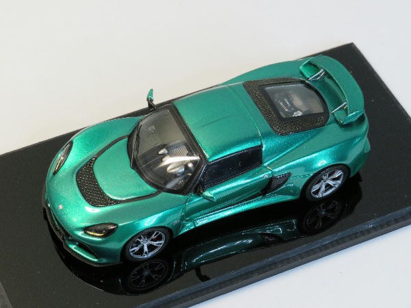 ルックスマート 1/43 ロータスエキシージS ミリタリーグリーン スパークモデル 1/43 ロータスエキシージ S : ビークロス好きの