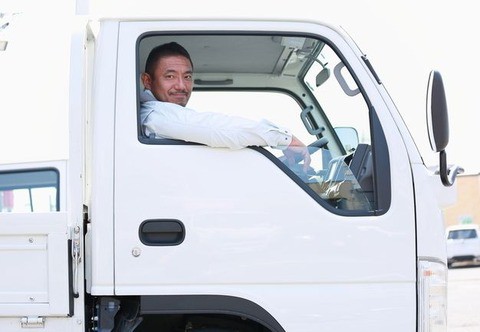 トラック運転手だけど離職率がハンパない かっこいい男が乗る車特集