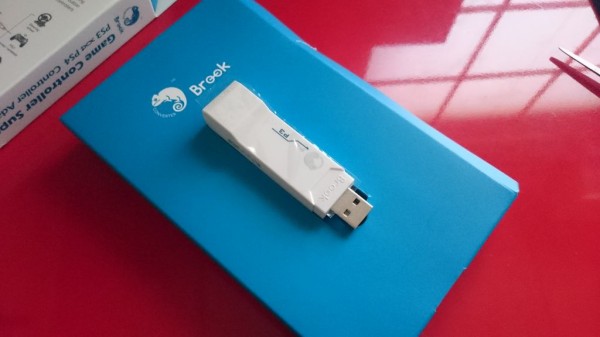 PS4向けコントローラー変換器「Brook PS3 to PS4 」レビューとストクロ