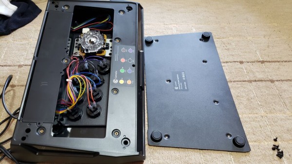 レビュー】MAD CATZの新アケコン「E.G.O. Arcade Stick」の原型となっ