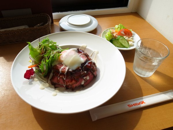 フェリーターミナルの供食事情 Sea Road