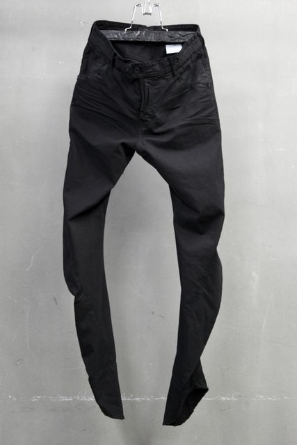レア美品 JULIUS 07FW ベンディング ベルテッド パンツ サイズ2 レア美品 JULIUS 07FW ベンディング ベルテッド パンツ サイズ2