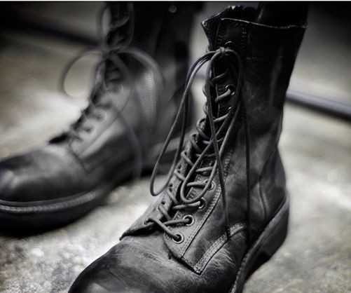 JULIUS オーバーレイイング コンバットブーツ JULIUS オーバーレイイング コンバットブーツ - メルカリ