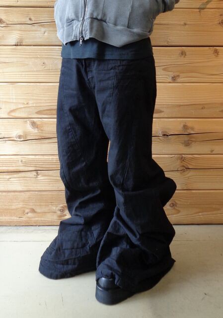 JULIUS FW 2025 [ garden; ] 917PAM13 : VIBE_nagano/JULIUS・The