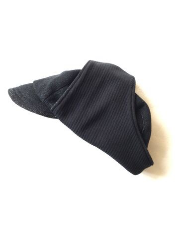 The Viridi-anne AW22 Earmuffs Cap & Beanie : VIBE_nagano/JULIUS