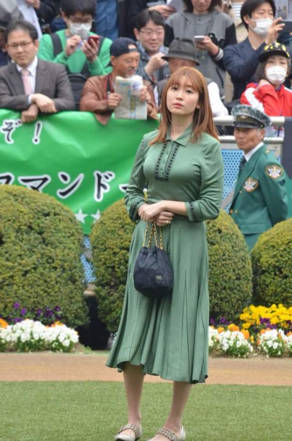画像 最新の小嶋陽菜さんがガチでヤバいwwwwww Vipまとめ速報 画像 最新の小嶋陽菜さんがガチでヤバいwwwwww Vipまとめ速報