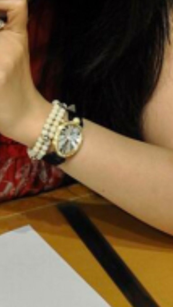 悲報 水樹奈々さん 39 3 974 400 税込 の腕時計をしていたｗｗｗｗｗｗ Vipまとめ速報