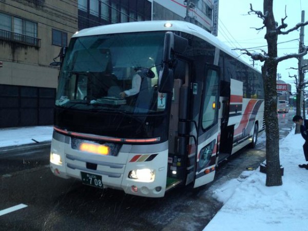 仙台から金沢 夜行バス 高岡駅 北陸本線 金沢駅 ぶらぶらてつたび