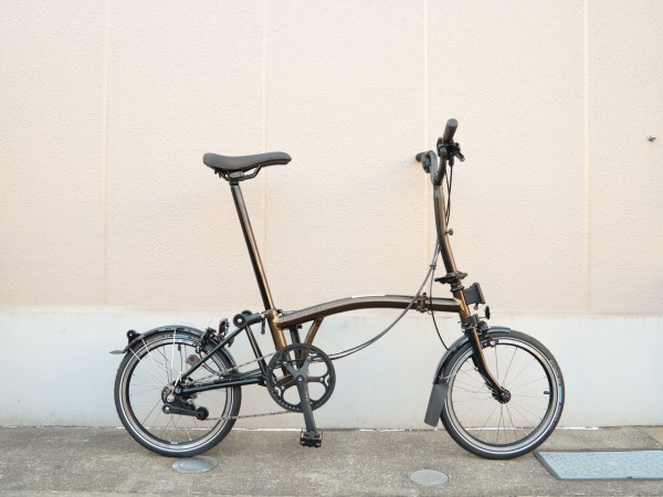 【特典付き】ブロンプトン　10速　ブラックラッカー 2022年モデルのBROMPTON 『ブラックラッカー』を買って、2014年モデル