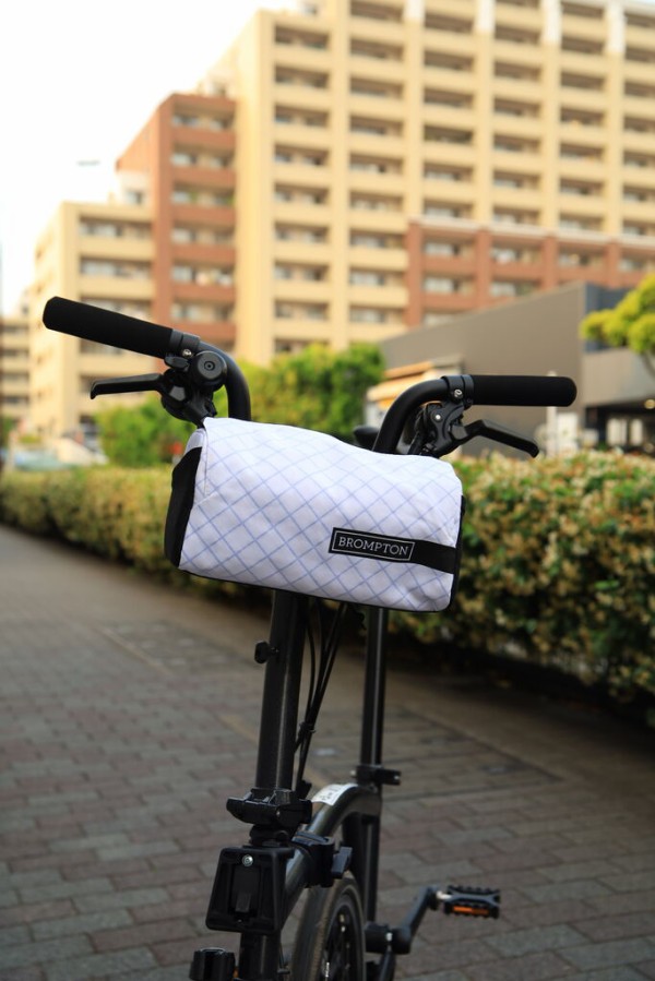 ブロンプトン純正のフロントバッグ「Bar Bag」が入荷しました